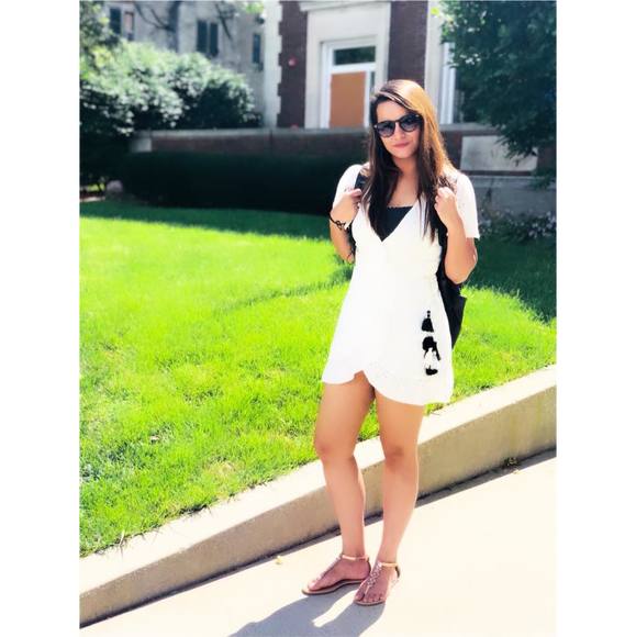 Meet your Posher, Dhwani - Picture 1 of 1